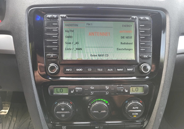 Skoda Octavia cena 12900 przebieg: 257000, rok produkcji 2006 z Ostrzeszów małe 466
